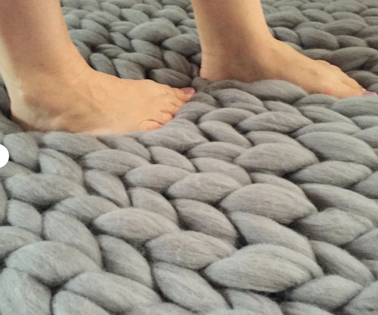 Chunky Rug, Chunky Knit carpet, Giant knit throw, Jumbo knit carpet, Merino wool, Braided Rug, gift